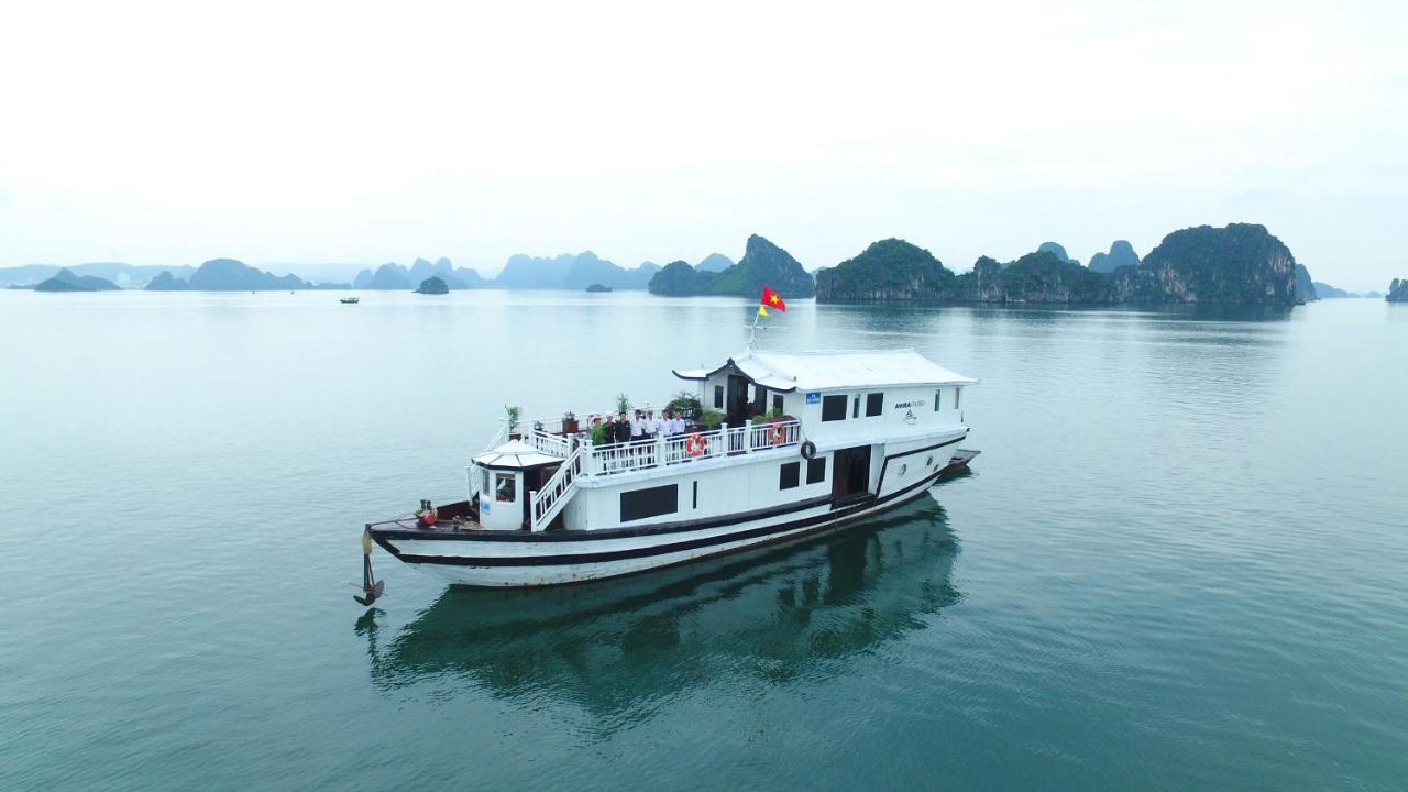 Amira Cruise Hotel Ha Long Esterno foto